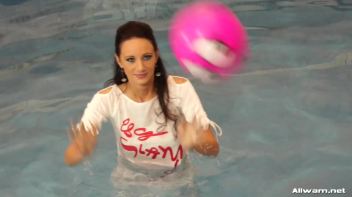 All About The Wetlook Screencap 20 on www.sinx.com