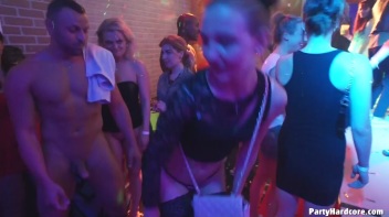 Party Hardcore Gone Crazy Vol. 36 Part 8 - Cam 2 Screencap 53 on www.sinx.com