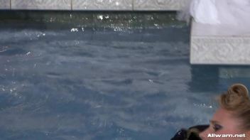 Bitchy Bride To Be In Wetlook Catfight Screencap 54 on www.sinx.com