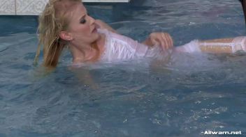 Bitchy Bride To Be In Wetlook Catfight Screencap 58 on www.sinx.com