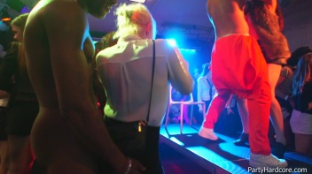 Party Hardcore Gone Crazy Vol. 36 Part 2 - Cam 3 Screencap 90 on www.sinx.com