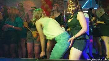 Party Hardcore Gone Crazy Vol. 36 Part 2 - Cam 3 Screencap 95 on www.sinx.com