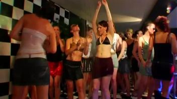 Racing Hos Part 2 - Shower Cam Screencap 2 on www.sinx.com