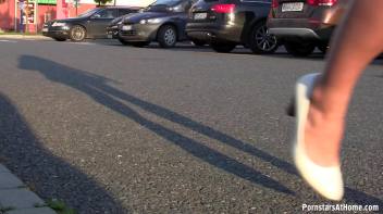 Pissin' Up The Parking Lot Screencap 5 on www.sinx.com