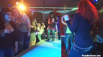 Party Hardcore Gone Crazy Vol. 36 Part 5 - Cam 1 Screencap 50 on www.sinx.com