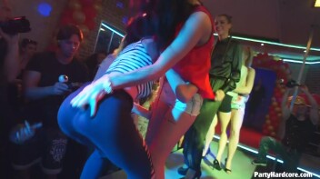 Party Hardcore Gone Crazy Vol. 36 Part 5 - Cam 1 Screencap 27 on www.sinx.com