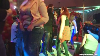 Party Hardcore Gone Crazy Vol. 36 Part 5 - Cam 1 Screencap 45 on www.sinx.com