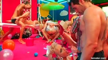 Sex Dolls Part 3 - Cam 1 Screencap 10 on www.sinx.com