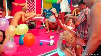 Sex Dolls Part 3 - Cam 1 Screencap 8 on www.sinx.com