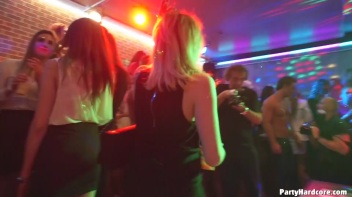Party Hardcore Gone Crazy Vol. 34 Part 1 - Cam 1 Screencap 14 on www.sinx.com