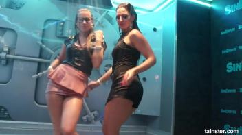 Soaking wet babes shaking their booties Screencap 18 on www.sinx.com