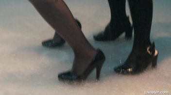 Soaking wet babes shaking their booties Screencap 8 on www.sinx.com