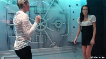 Soaking wet babes shaking their booties Screencap 80 on www.sinx.com