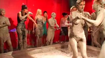 Teeny Bikinis In The Mud Pit Screencap 38 on www.sinx.com