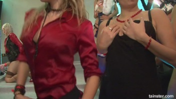 Welcome To The Mad House Part 6 - Main Edit Screencap 86 on www.sinx.com