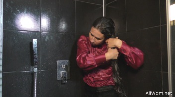 Long Haired Babe Lathers Up In The Shower Screencap 62 on www.sinx.com