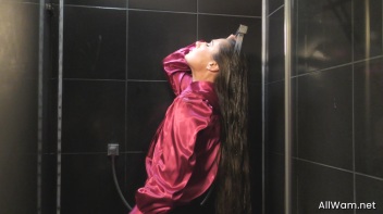 Long Haired Babe Lathers Up In The Shower Screencap 8 on www.sinx.com