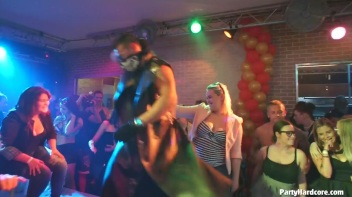 Party Hardcore Gone Crazy Vol. 36 Part 5 - Cam 3 Screencap 84 on www.sinx.com