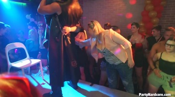 Party Hardcore Gone Crazy Vol. 36 Part 5 - Cam 3 Screencap 85 on www.sinx.com