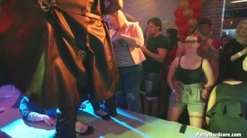 Party Hardcore Gone Crazy Vol. 36 Part 5 - Cam 3 Screencap 89 on www.sinx.com