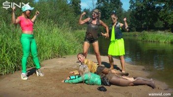 Hot girls wrestle in mud Screencap 27 on www.sinx.com