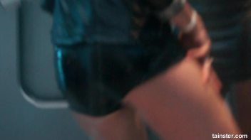 Wet and crazy amateur girls Screencap 24 on www.sinx.com
