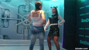 Wet and crazy amateur girls Screencap 46 on www.sinx.com