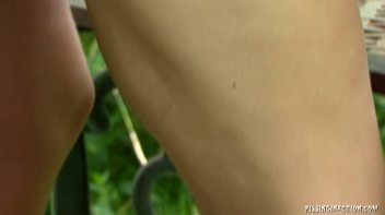 Real Estate Agent Negotiates Some Piss Action Screencap 78 on www.sinx.com