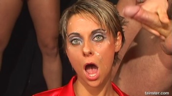 Talented Girl Takes Them All On Screencap 66 on www.sinx.com