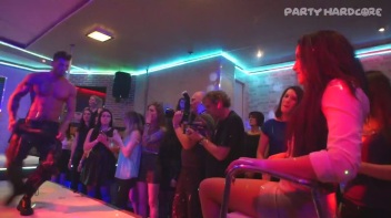 Party Hardcore Gone Crazy Vol. 27 Part 4 - Cam 1 Screencap 9 on www.sinx.com