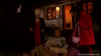 Night Owls Screencap 16 on www.sinx.com