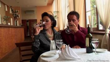 The Delightfully Wet Present Screencap 6 on www.sinx.com