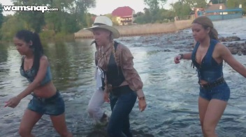Cowgirls Search For Wetlook Gold Screencap 34 on www.sinx.com