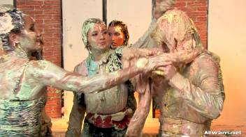 Cake Fight! Screencap 81 on www.sinx.com
