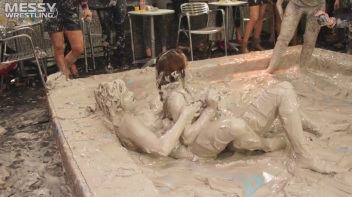 Messy Wrestling: 2 Power Packed Audience Mud Brawl Blasts Them All! Let's Get Messyyyyyyy!!! Screencap 82 on www.sinx.com