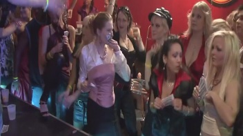 Raunch Auction Part 1 - Cam 1 Screencap 7 on www.sinx.com