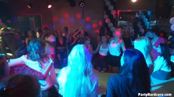 Party Hardcore Gone Crazy Vol. 37 Part 6 - Cam 2 Screencap 87 on www.sinx.com