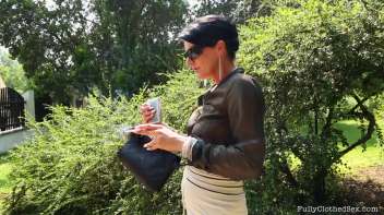 No Need To Speak Screencap 4 on www.sinx.com