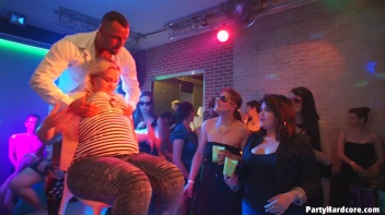 Party Hardcore Gone Crazy Vol. 36 Part 4 - Cam 1 Screencap 53 on www.sinx.com