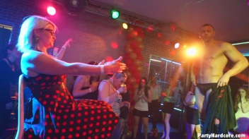 Party Hardcore Gone Crazy Vol. 36 Part 4 - Cam 1 Screencap 59 on www.sinx.com