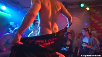 Party Hardcore Gone Crazy Vol. 36 Part 4 - Cam 1 Screencap 14 on www.sinx.com