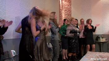 Double Dose Of Mud In Your Face Screencap 90 on www.sinx.com