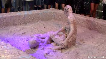 Double Dose Of Mud In Your Face Screencap 92 on www.sinx.com