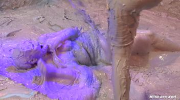 Double Dose Of Mud In Your Face Screencap 93 on www.sinx.com