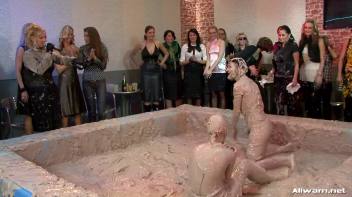 Double Dose Of Mud In Your Face Screencap 95 on www.sinx.com