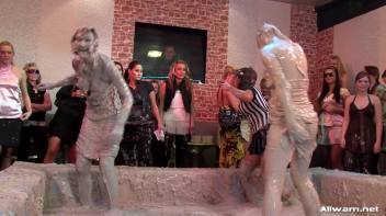 Double Dose Of Mud In Your Face Screencap 96 on www.sinx.com