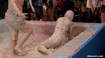 Double Dose Of Mud In Your Face Screencap 33 on www.sinx.com