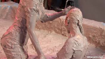 Double Dose Of Mud In Your Face Screencap 77 on www.sinx.com