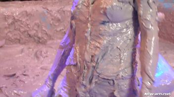 Double Dose Of Mud In Your Face Screencap 81 on www.sinx.com