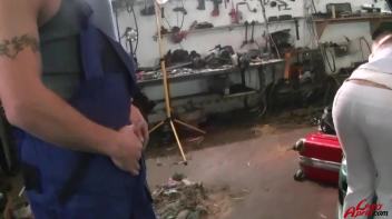 Finally Some Good Service At The Auto Repair Garage Screencap 7 on www.sinx.com